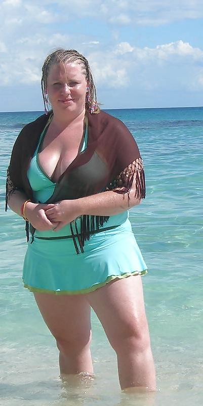 25P My canadian slut