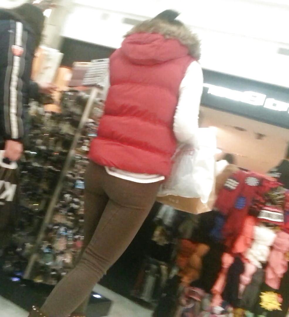 25P Spy sexy ass teens and mature in store, supermarket romanian