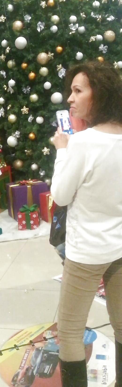 25P Spy sexy ass teens and mature in store, supermarket romanian