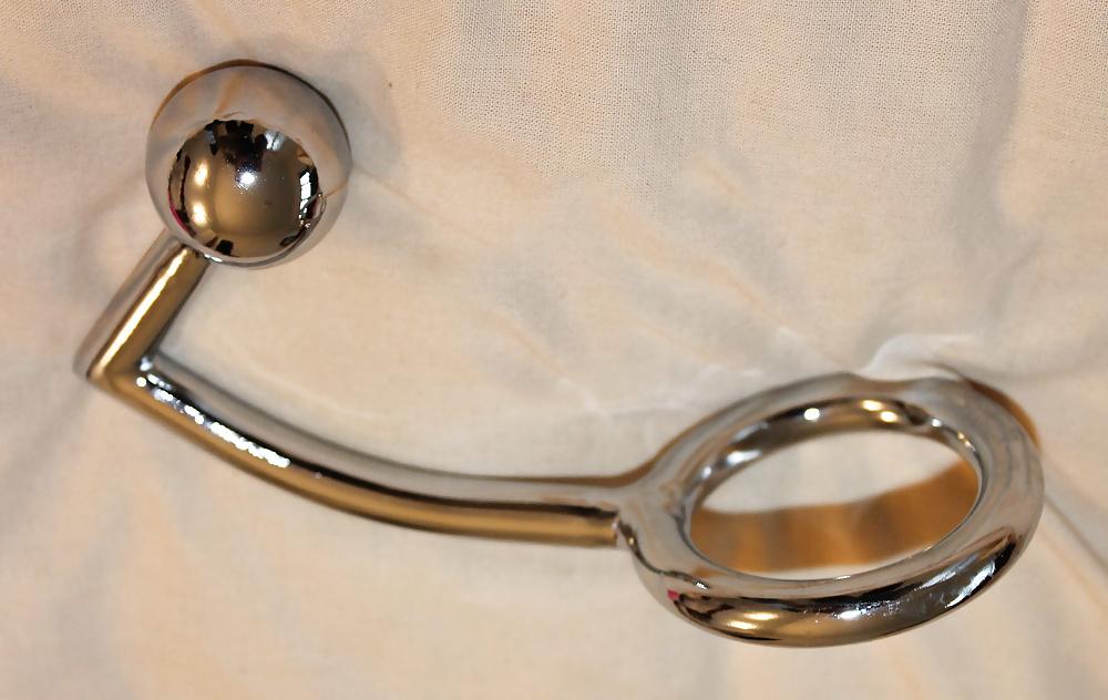24P Hook and cage