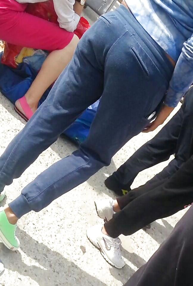 20P Spy sexy sweatpants ass girls romanian