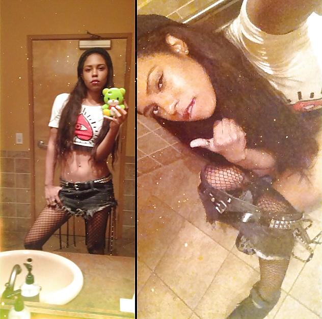 9P Black girls on the toilet