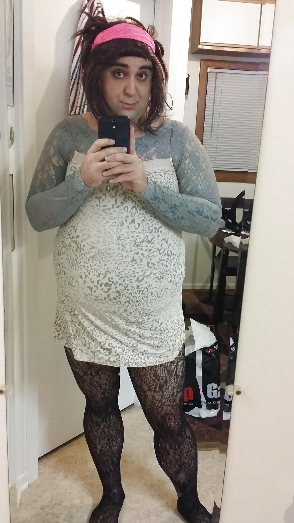 11P Before I invite guys over to use my CD mouth and ass!