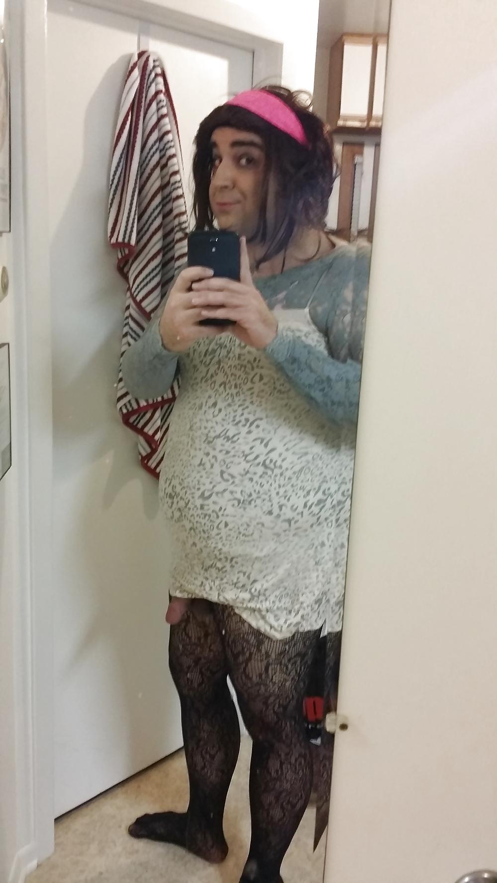 11P Before I invite guys over to use my CD mouth and ass!