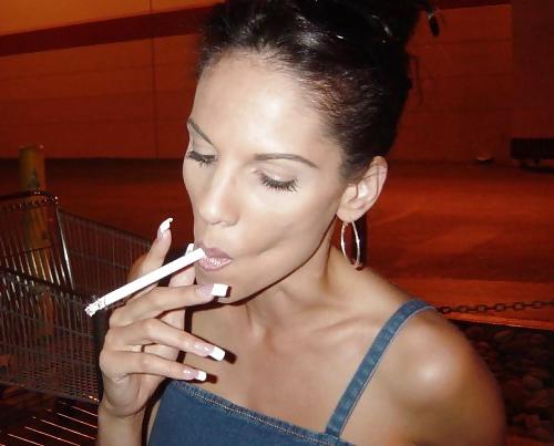 25P Smoking Fetish