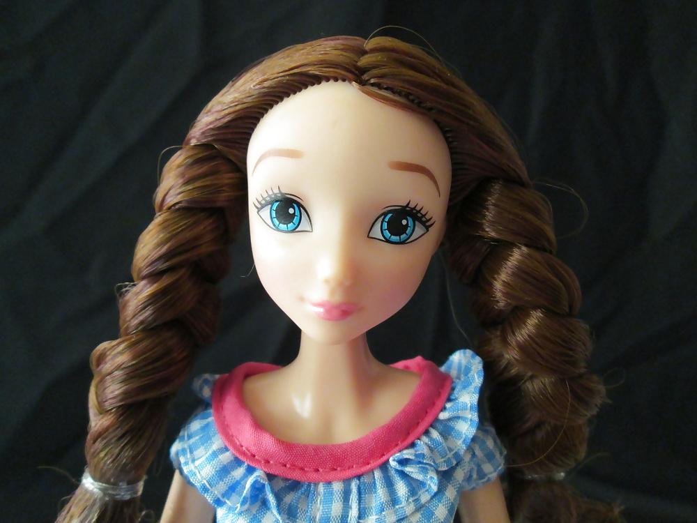 25P Sweet little Dorothy doll