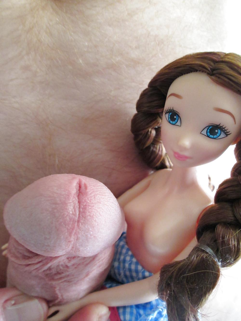 25P Sweet little Dorothy doll