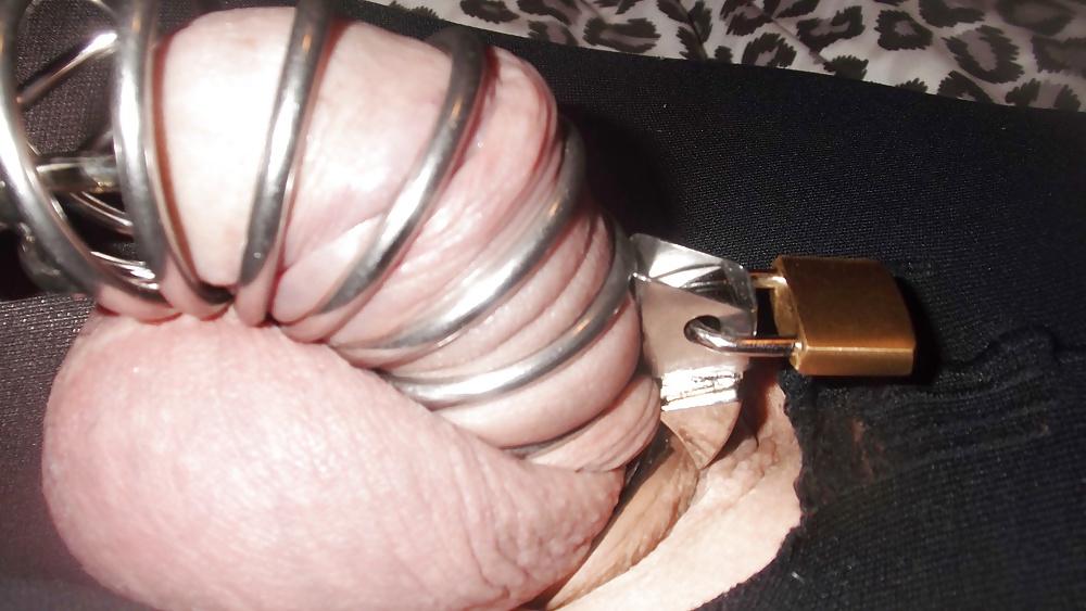 25P Claires first chastity cage
