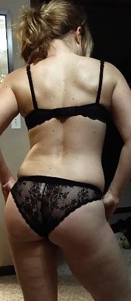 8P Share wife with you.