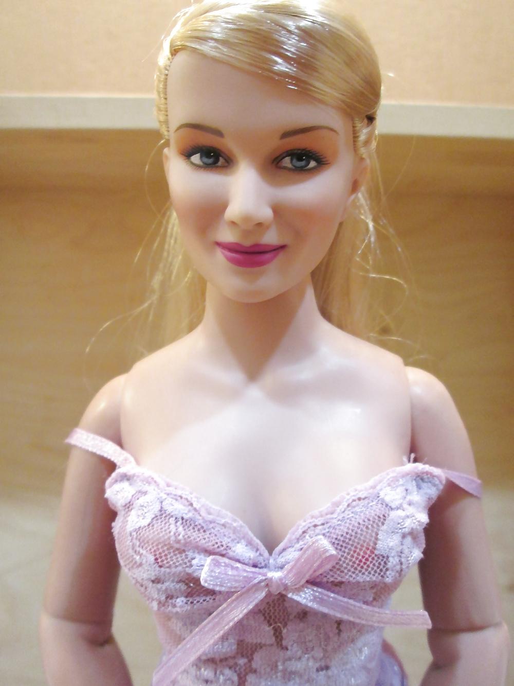 25P New 16 inch doll, Sarah