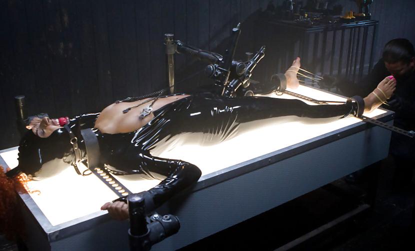 25P LATEX SLUTS