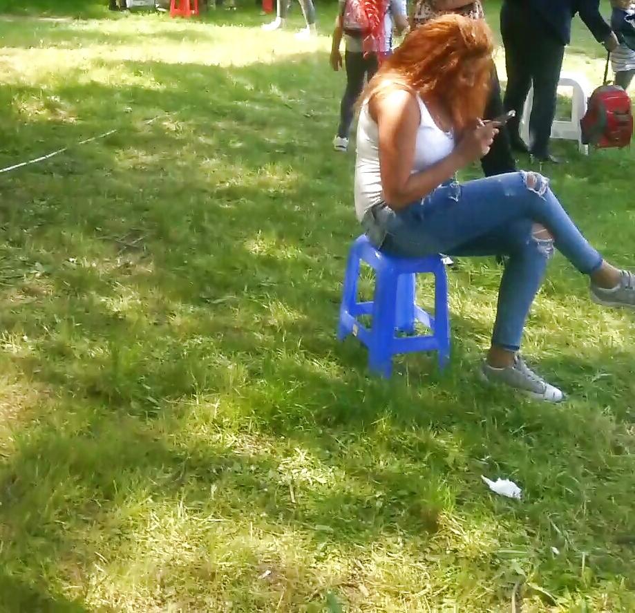 14P Spy sexy teens girls in green grass romanian