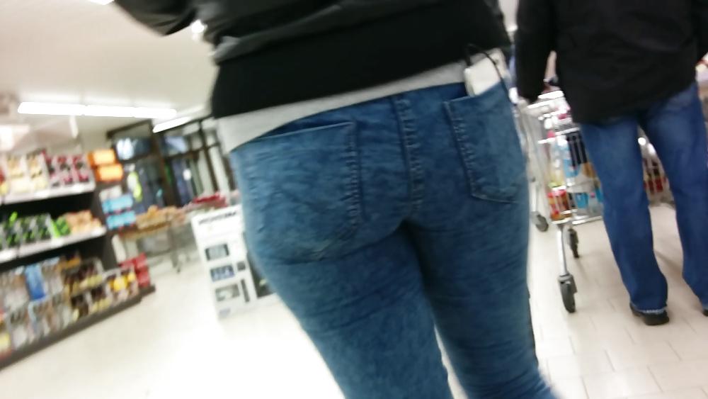 15P Tight jeans girls