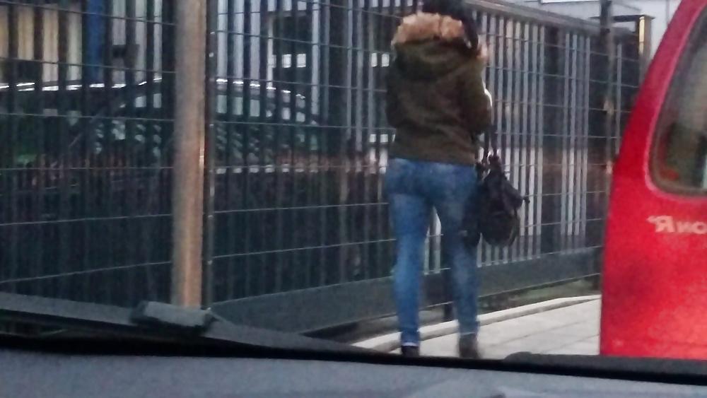 15P Tight jeans girls