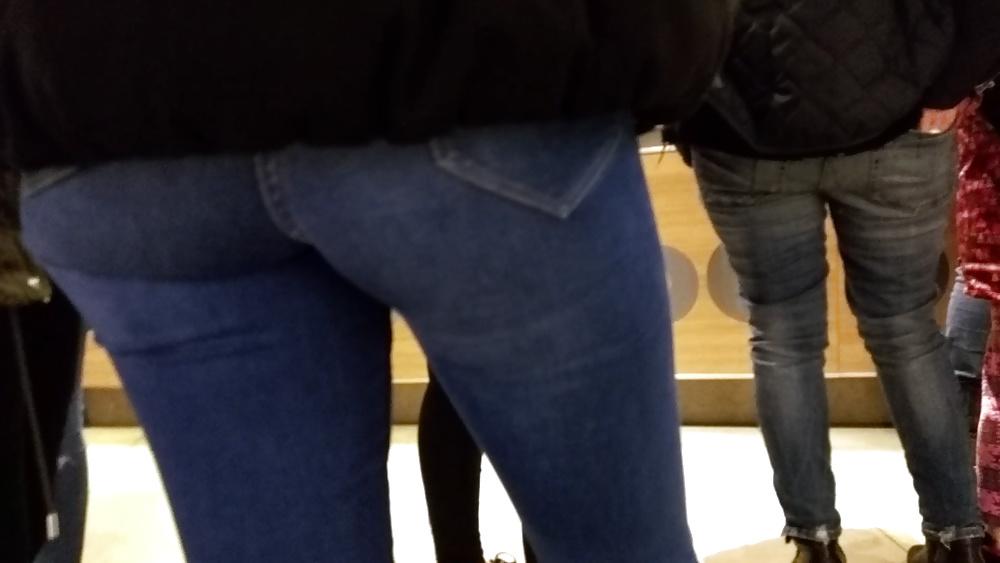 15P Tight jeans girls