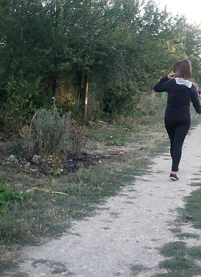 25P Spy sexy leggigns, feet, ass sexy women romanian