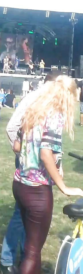 25P Spy sexy leggigns, feet, ass sexy women romanian