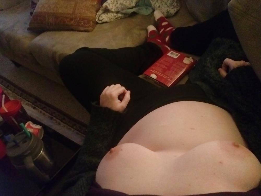 11P Sexy on couch!!!