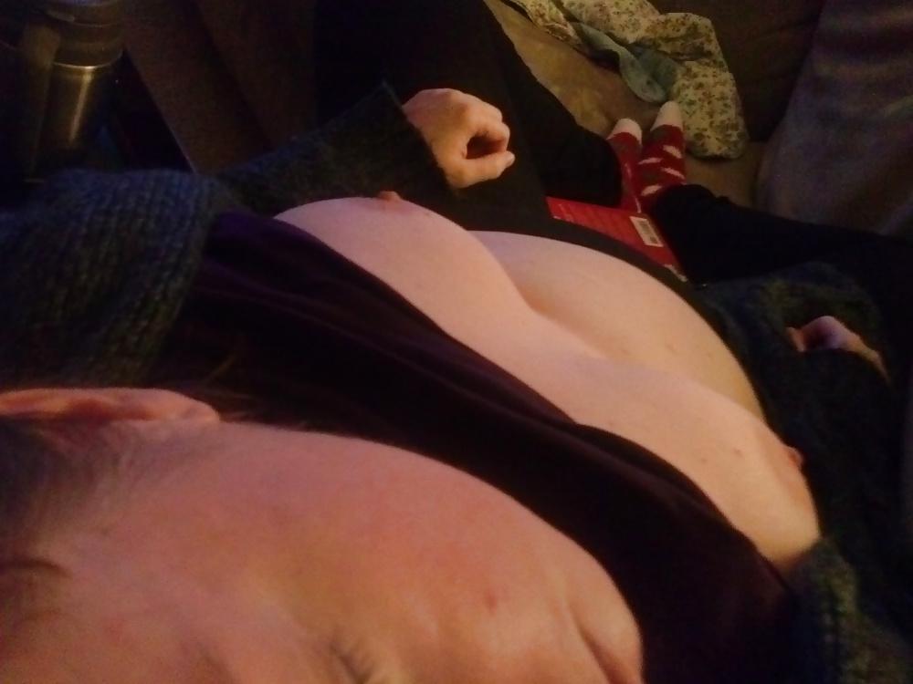 11P Sexy on couch!!!