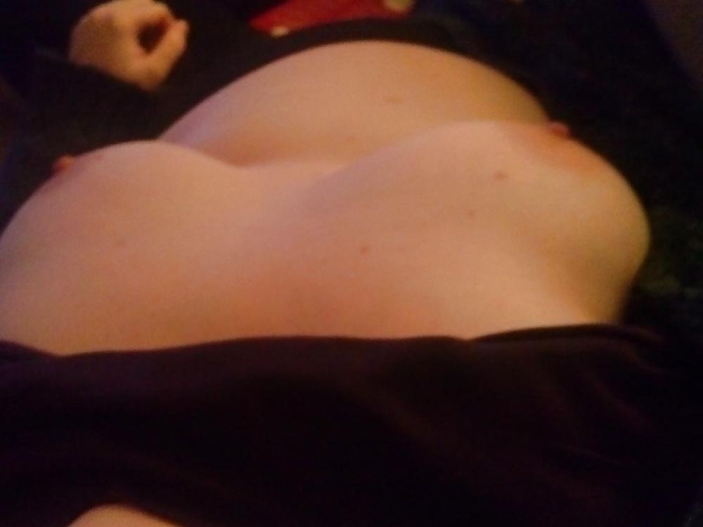 11P Sexy on couch!!!