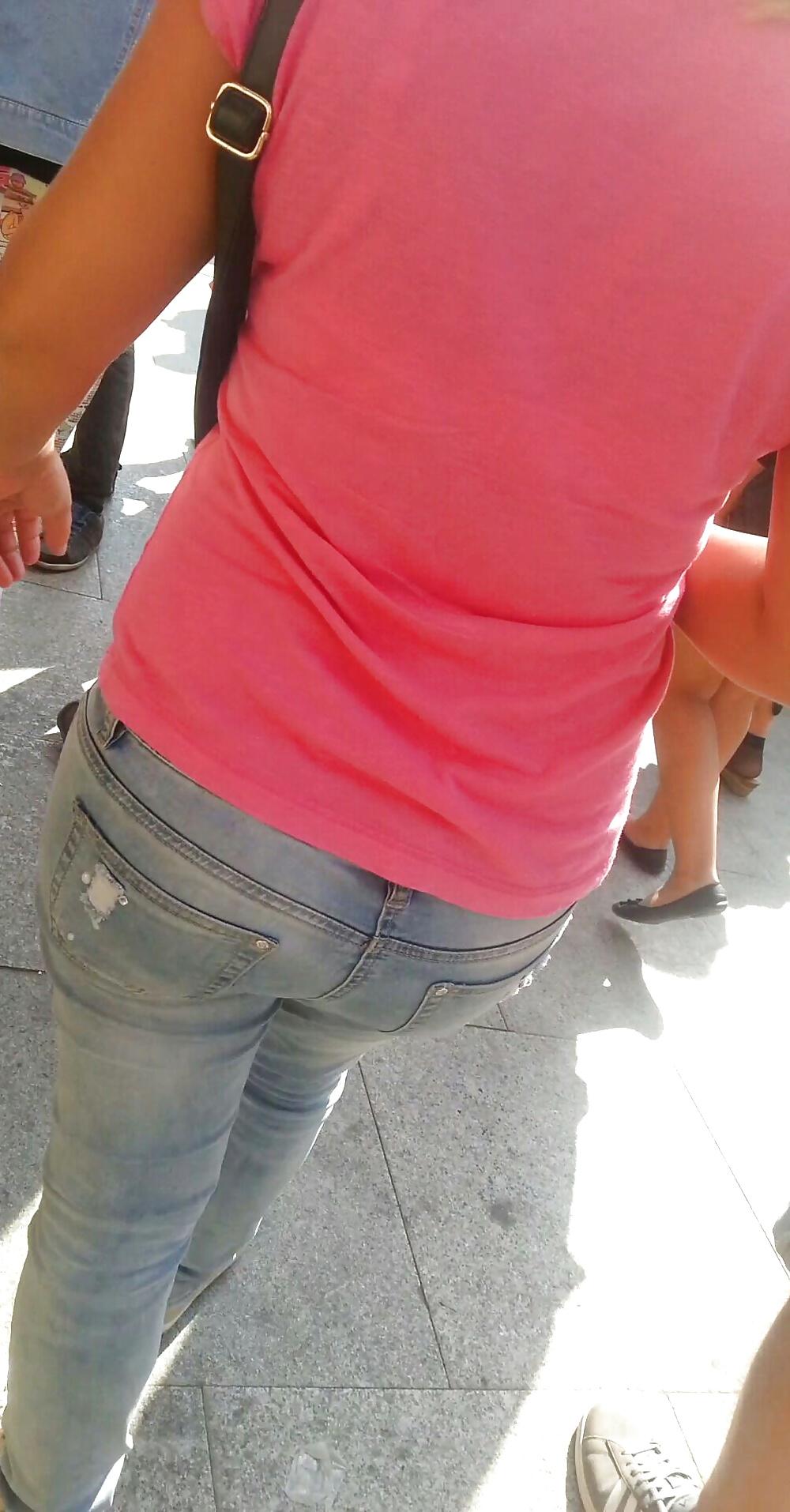 25P Spy street sexy ass teens romanian