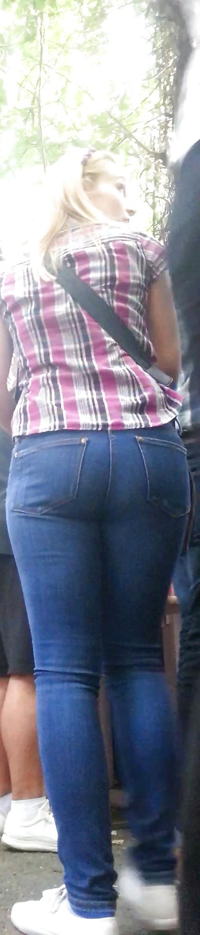 25P Spy street sexy ass teens romanian