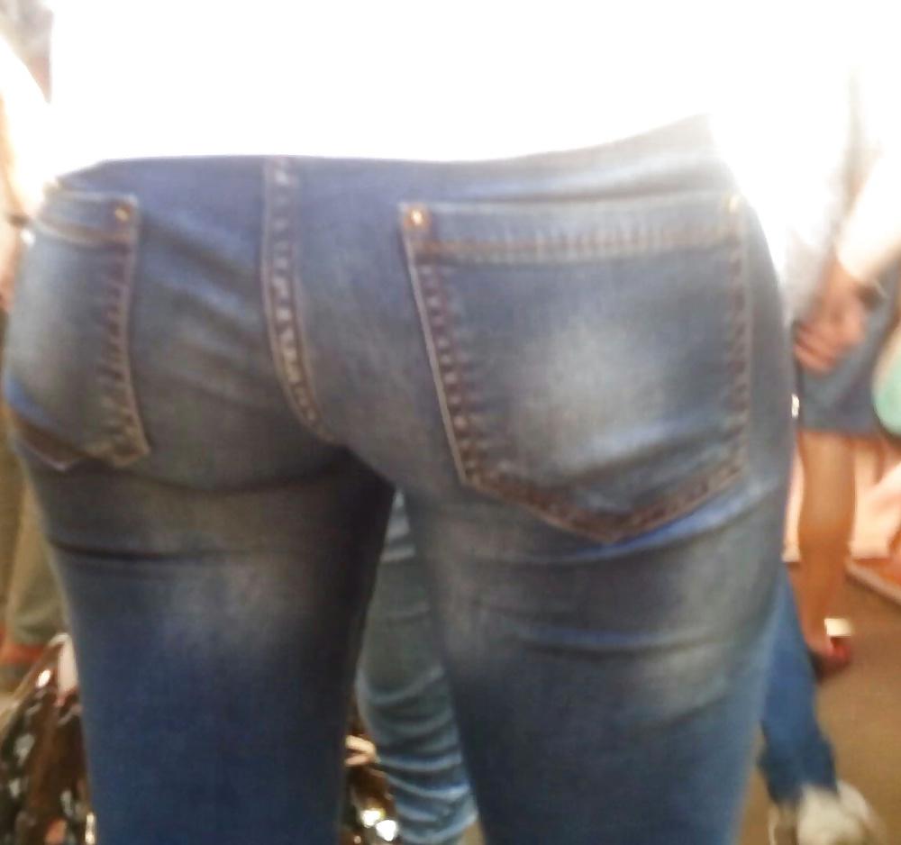 25P Spy street sexy ass teens romanian