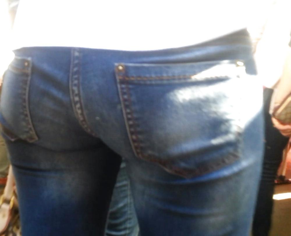 25P Spy street sexy ass teens romanian
