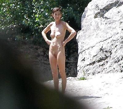 25P Great spy cam pics