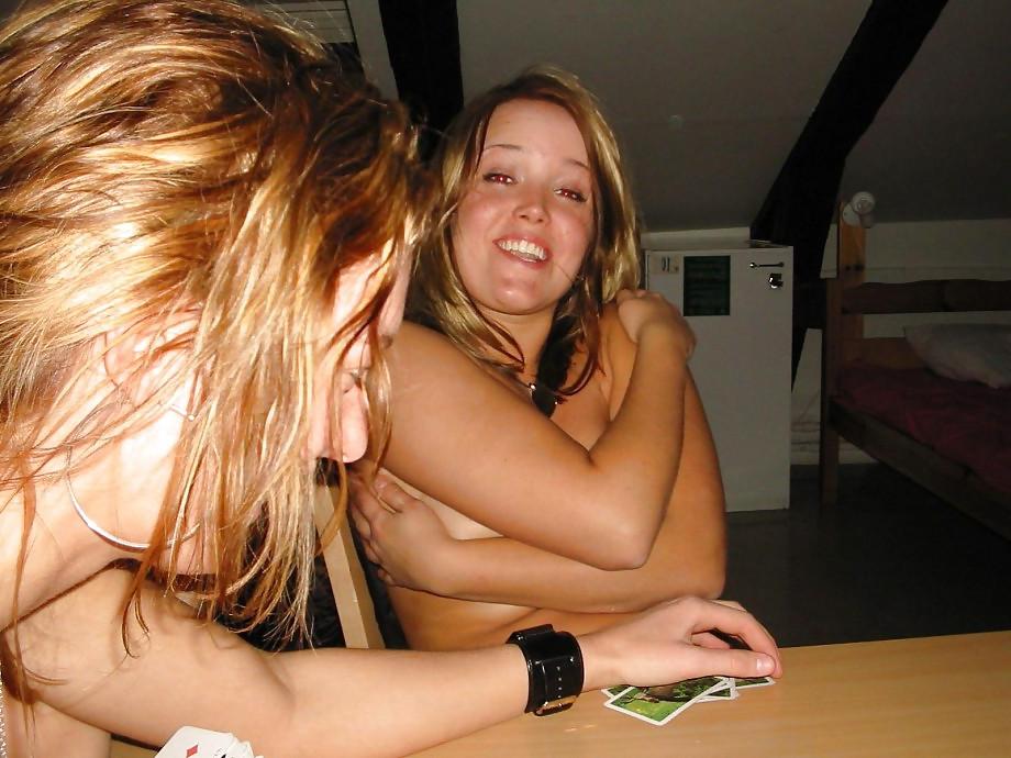 20P 1. Strippoker Party vom Sohn - wurde spater besser !