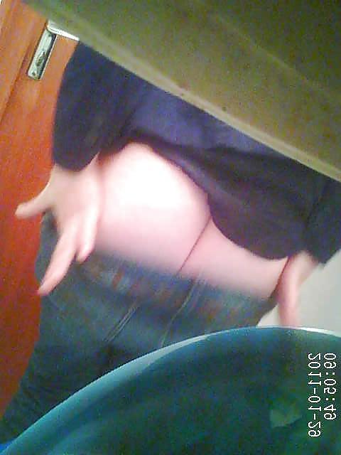 12P Wc spy cam laeti