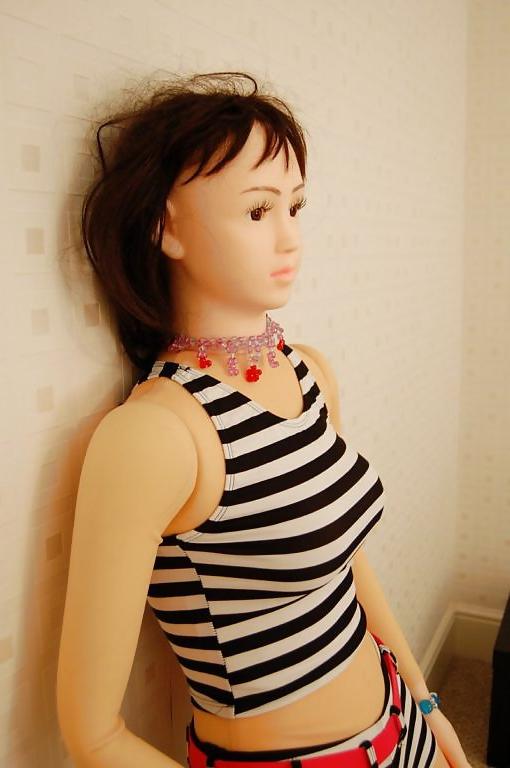 4P Lara Sex Doll