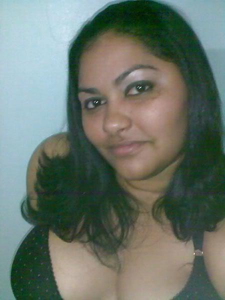 9P NEW ARAB SEXY GIRLS SHARE