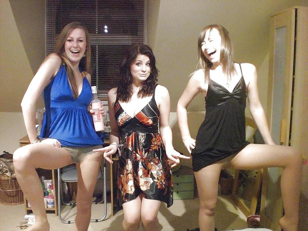 19P Real Pantyhose Girls