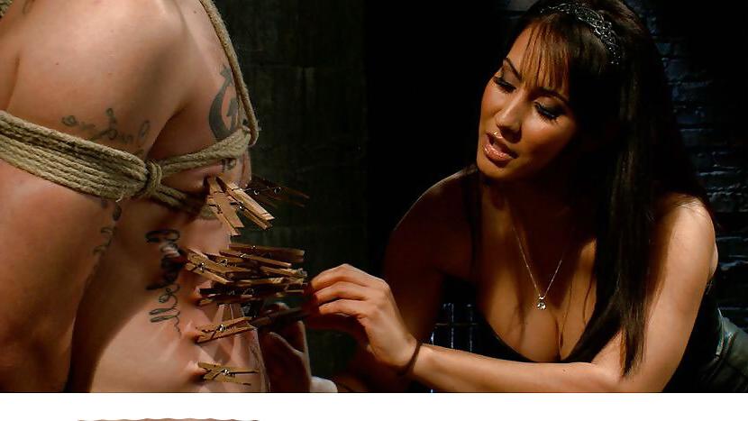 22P Isis Love-Dominatrix