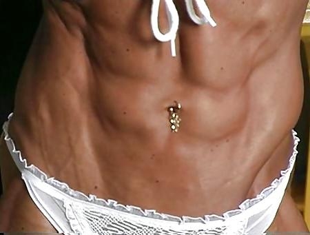 15P Sexy Female Bodybuilders and Fitness Girls