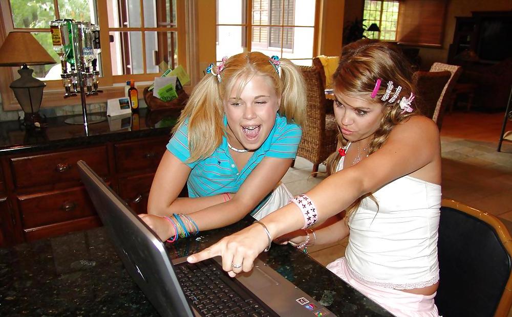 25P Tiny Summer, Horny Topanga and Kimmie - On the counter