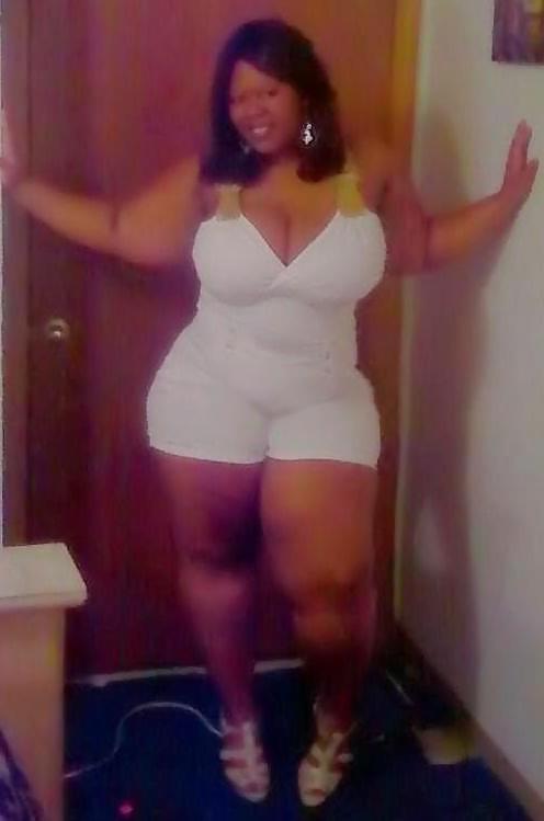 25P Sexy Black BBWS From The Hood Folder 1