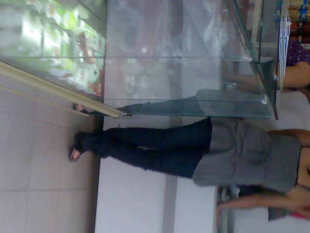 8P Voyeur 