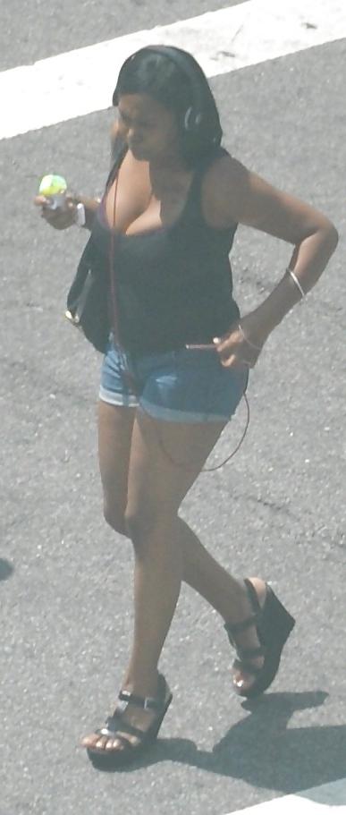 8P Harlem Girls in the Heat 128 - New York - Long Legs