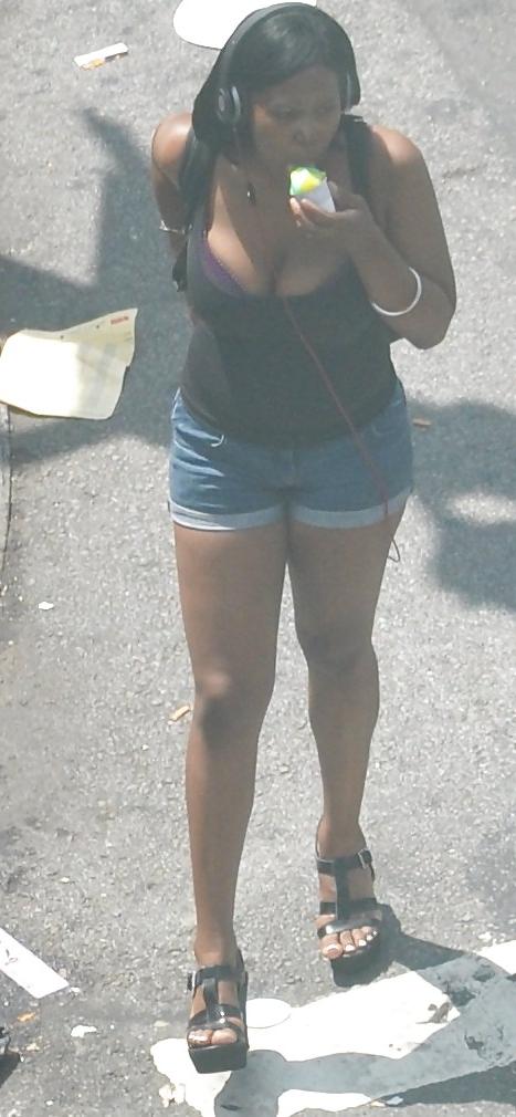 8P Harlem Girls in the Heat 128 - New York - Long Legs