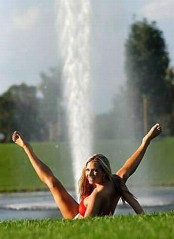 25P Funny sex photo