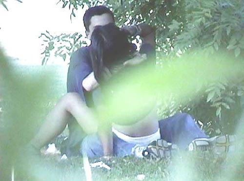 6P Turkish Teens Fuck in Park