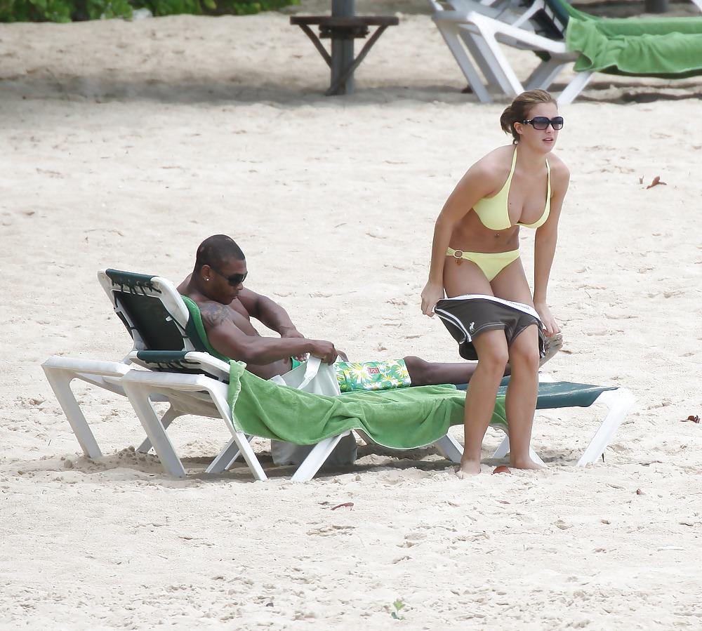 22P Gemma Atkinson Yellow Bikini Holiday in the Caribbean