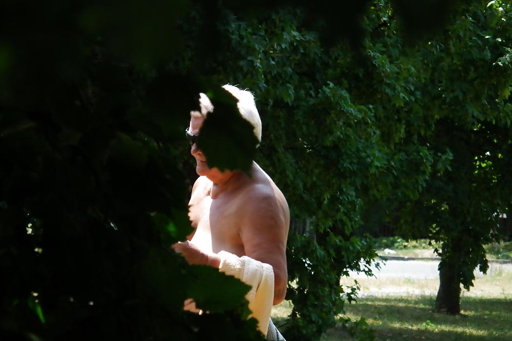 13P Granny naked in the park
