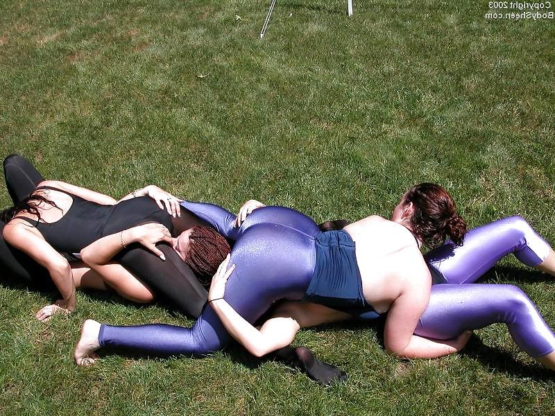25P The Leggings and Spandex Pictures for the Lovers