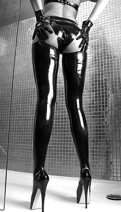 18P Mistress and Slave - Select