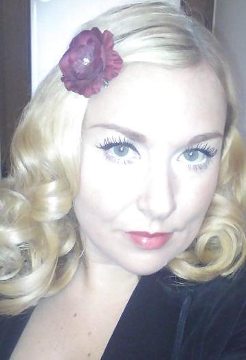 22P My FB Friend Carrie