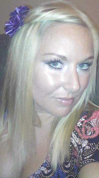 22P My FB Friend Carrie