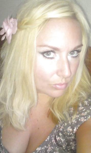 22P My FB Friend Carrie